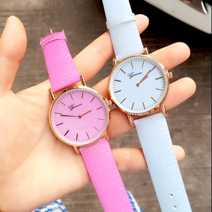 Obrazek z Zegarek zmieniający kolory  -  niebieski