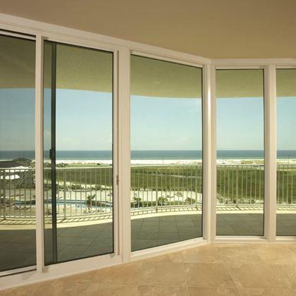 Obrazek z Folia lustrzana na okna 200 cm  - złota