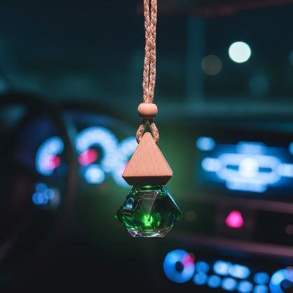 Obrazek z Aromatická buteleczka do auta - zielona