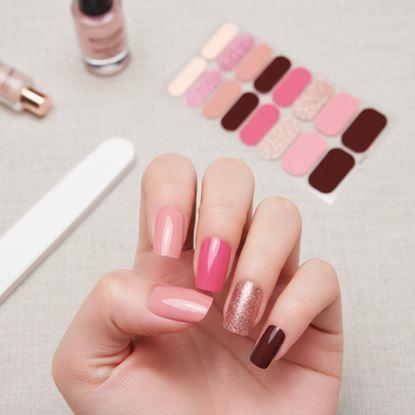 Obraz Naklejki samoprzylepne na paznokcie 