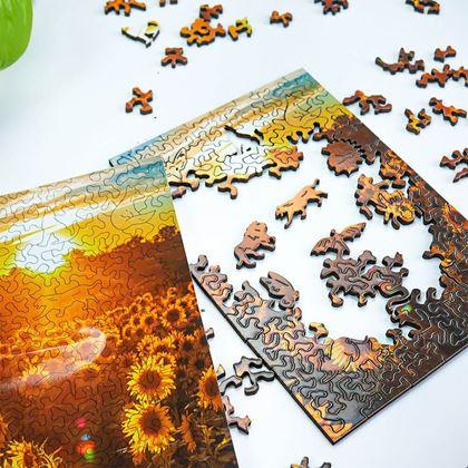 Obrazek z Drewniane puzzle o nieregularnych kształtach  - pole słoneczników