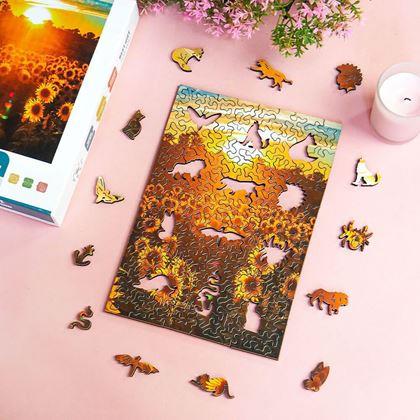 Obrazek z Drewniane puzzle o nieregularnych kształtach  - pole słoneczników