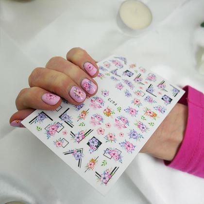 Obrazek z Zestaw naklejek na paznokcie - 71 szt. kwiatów