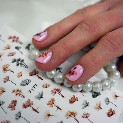 Obrazek z Zestaw naklejek na paznokcie - 79 szt. kwiatów łąkowych