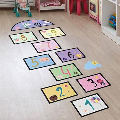 Obrazek z Naklejki podłogowe - klasy do skakania