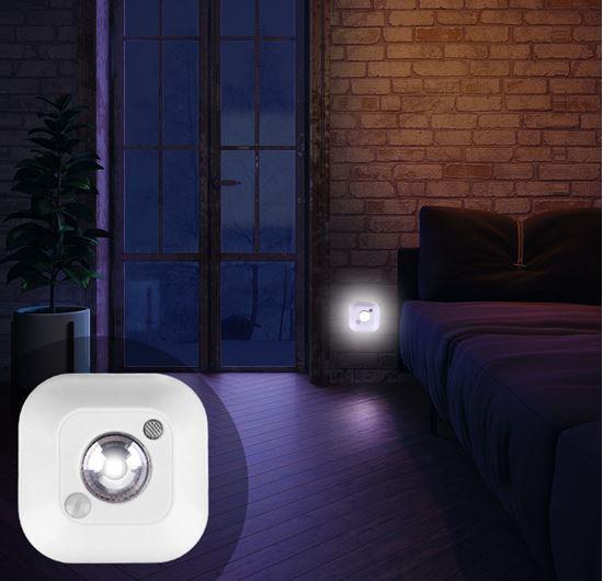 Obrazek z Nocna lampka LED na baterie z czujnikiem ruchu