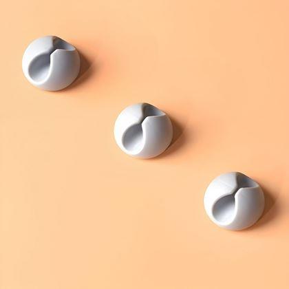 Obrazek z 5 szt. samoprzylepnych uchwytów na kable - biały