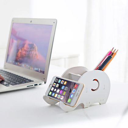 Obrazek z Stojak na biurko na długopisy/telefon – słoń