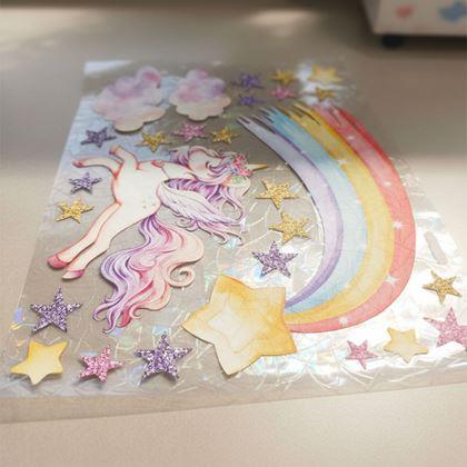 Obrazek z Dziecięca naklejka na okno - jednorożec