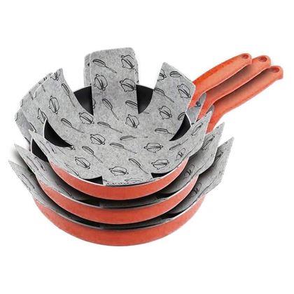 Obrazek z Przekładka między patelnie i garnki 35,5 cm