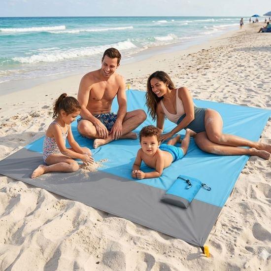 Obrazek z Mata plażowa z kołkami odporna na wodę i piasek 2x2 m niebieska