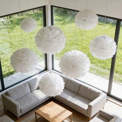 Obrazek z Biała papierowa dekoracja Pompom 20 cm 5 szt.