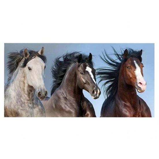 Obrazek z Bawełniany ręcznik kąpielowy dzikie konie 70x140 cm