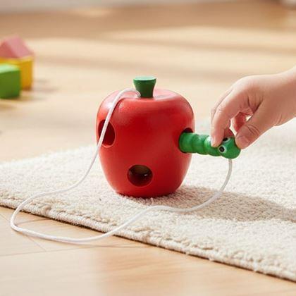 Obrazek z Drewniana zabawka - robak w jabłku