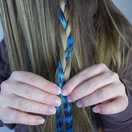 Obrazek z Kolorowy pasemko clip in 45 cm, ogon szopa -  niebieski