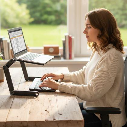 Obrazek z Przenośny regulowany stolik na laptopa z otworami wentylacyjnymi