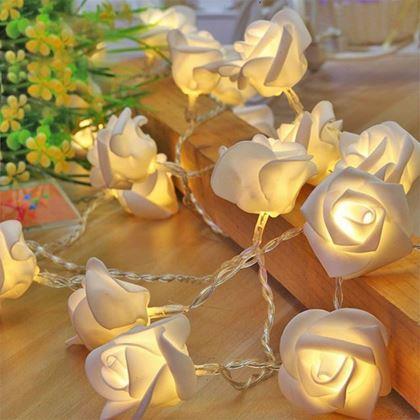 Obrazek z LED łańcuch świetlny na baterie z różami – 20 kwiatów
