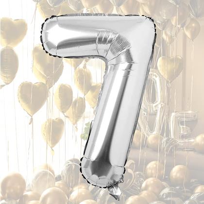 Obrazek z Maxi balon 100 cm srebrna cyfra -  cyfra 7