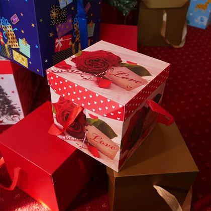 Obrazek z Pudełko prezentowe 15 cm  - walentynkowa róża