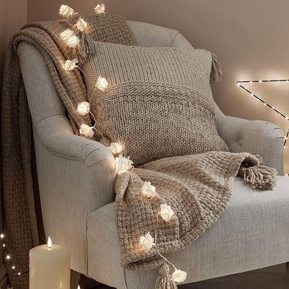 Obrazek z LED łańcuch świetlny na baterie z różami – 20 kwiatów