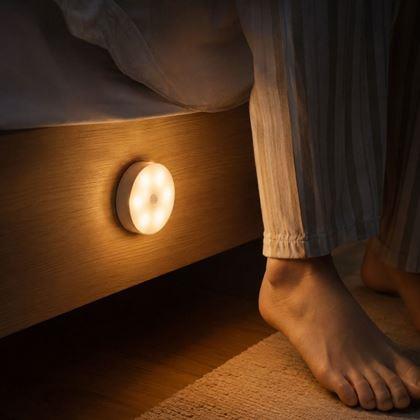 Obrazek z LED światło z czujnikiem ruchu