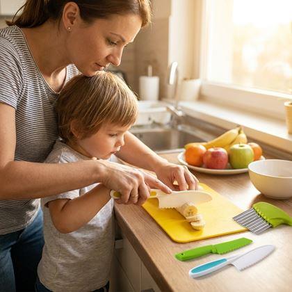 Obrazek z Dziecięcy zestaw kuchenny – bezpieczne krojenie